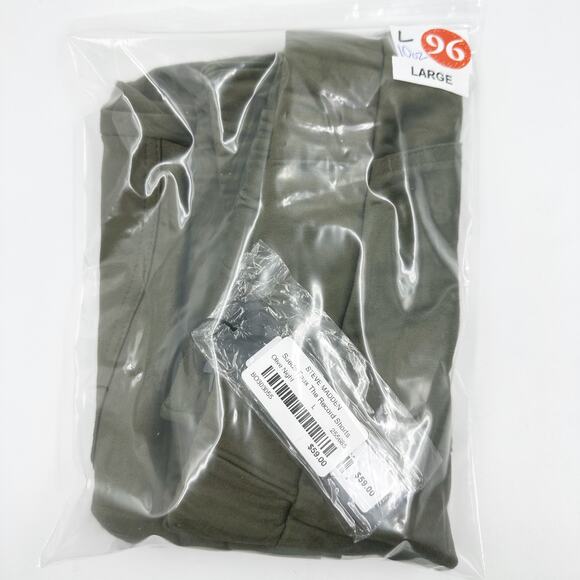 STEVE MADDEN Suede Faux The Record Shorts in Olive Green Night BO303055 Large L - Picture 4 of 4